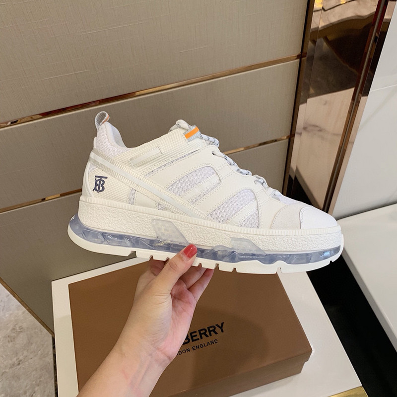 B**rry sneaker