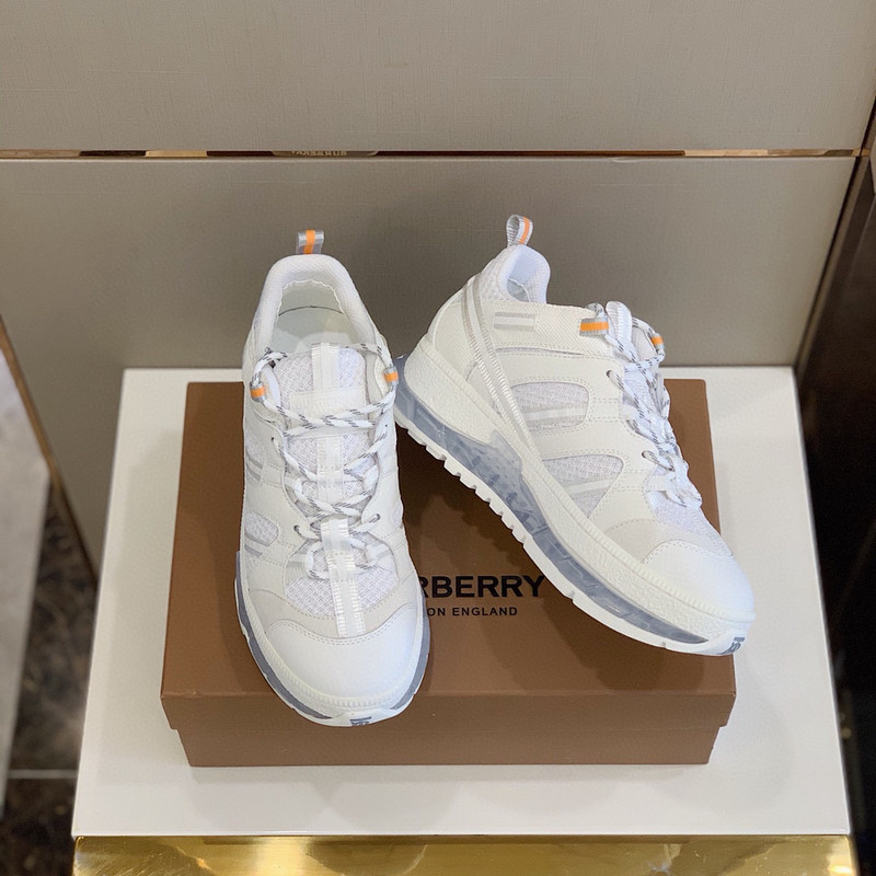 B**rry sneaker