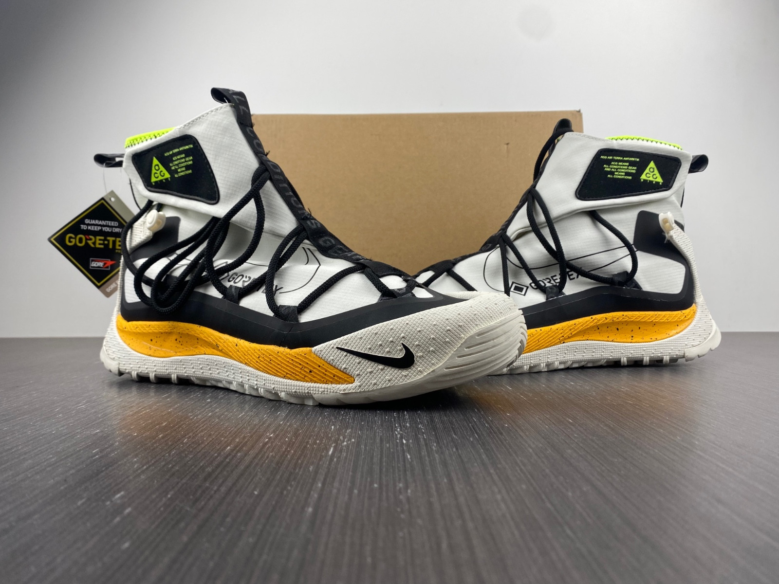 nike acg air terra antarktik gore-tex 