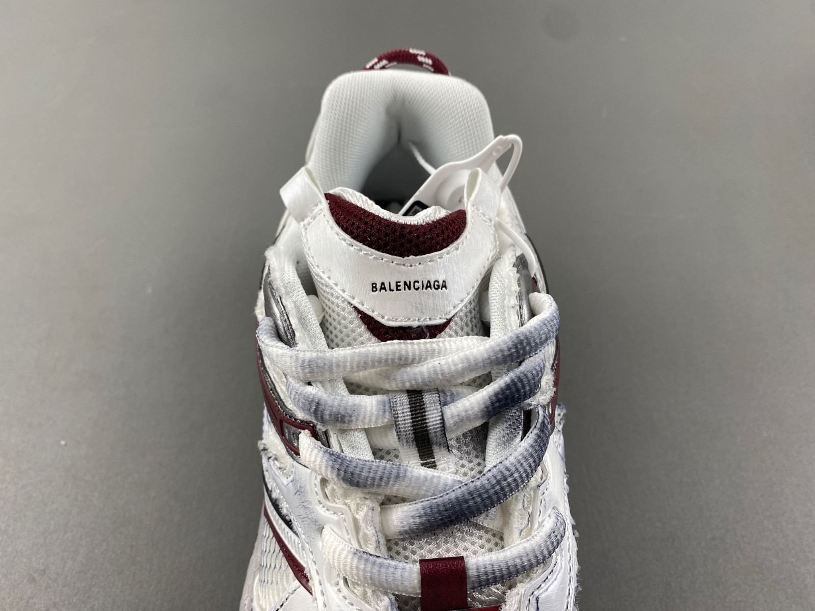Ba*len*cia*ga runner sneaker