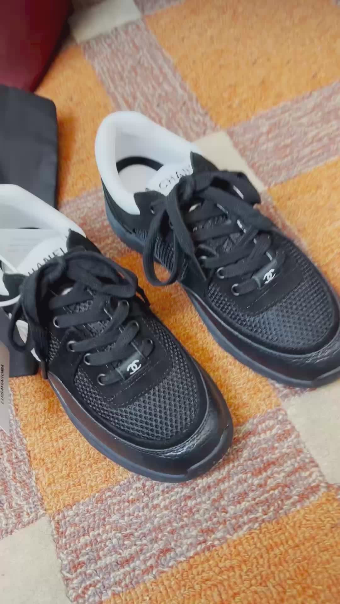 Chanel Sneaker