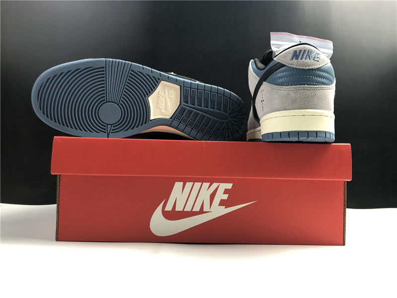 nike dunk low travis scott x playstation