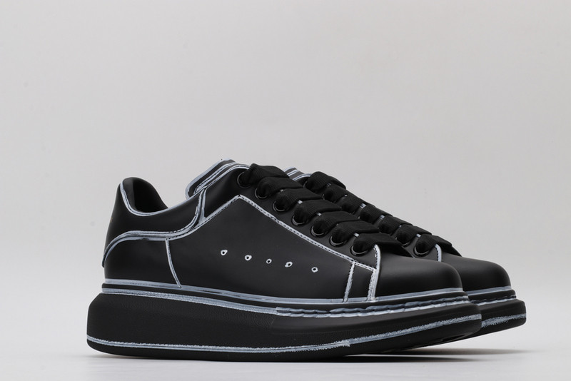 alexer mceen sneakers
