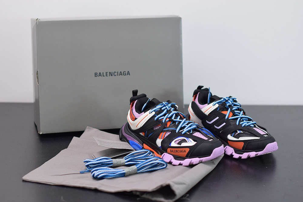 bc track sneaker
