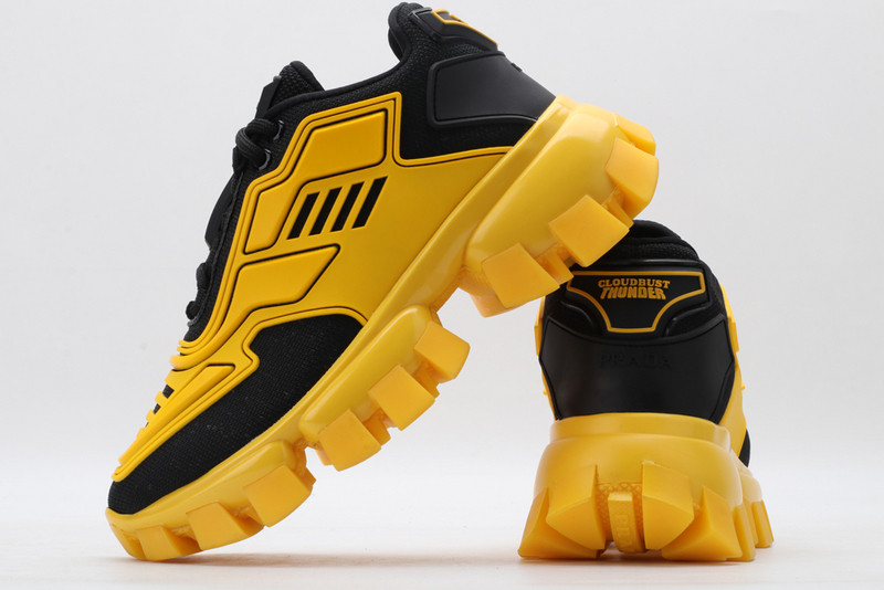 pr sneaker