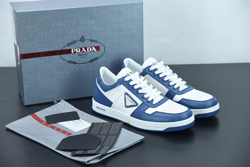 pr sneaker
