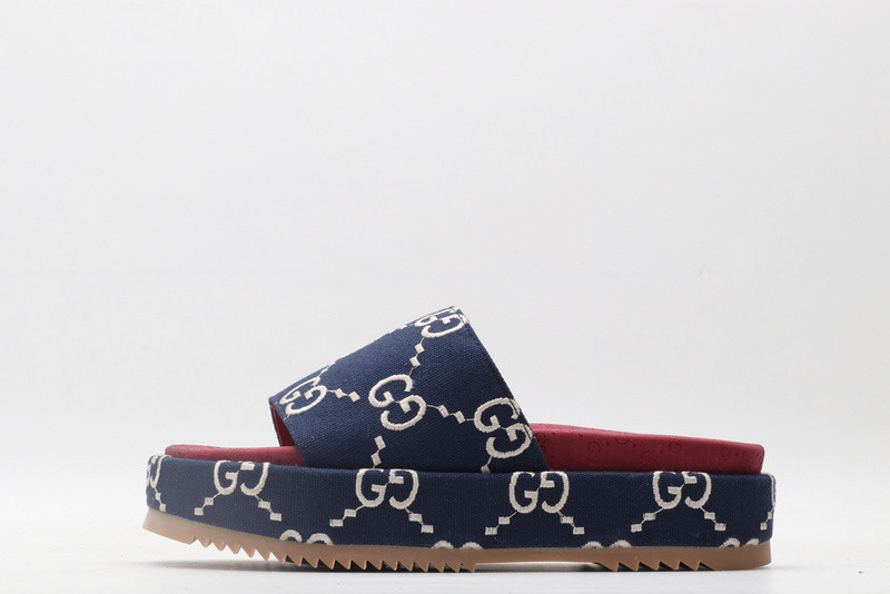g*u*i sandals
