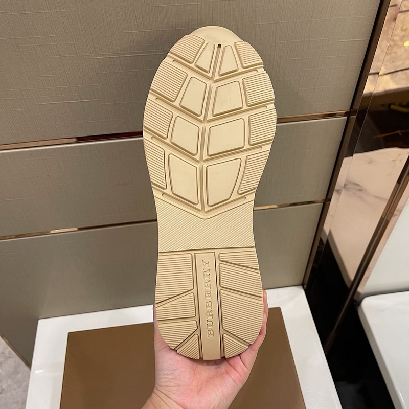 B**rry sneaker
