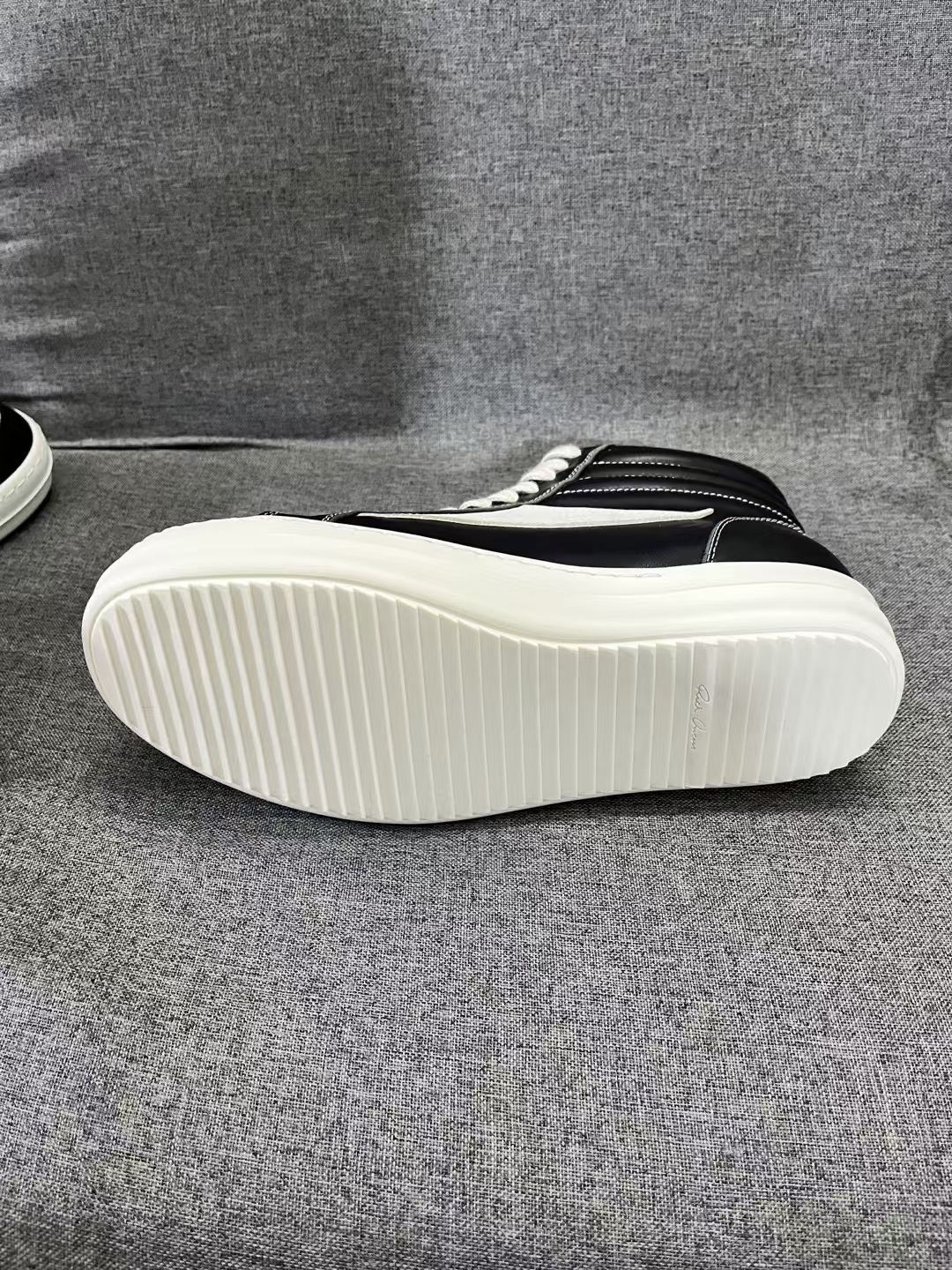 RICK OWENS DRKSHDW