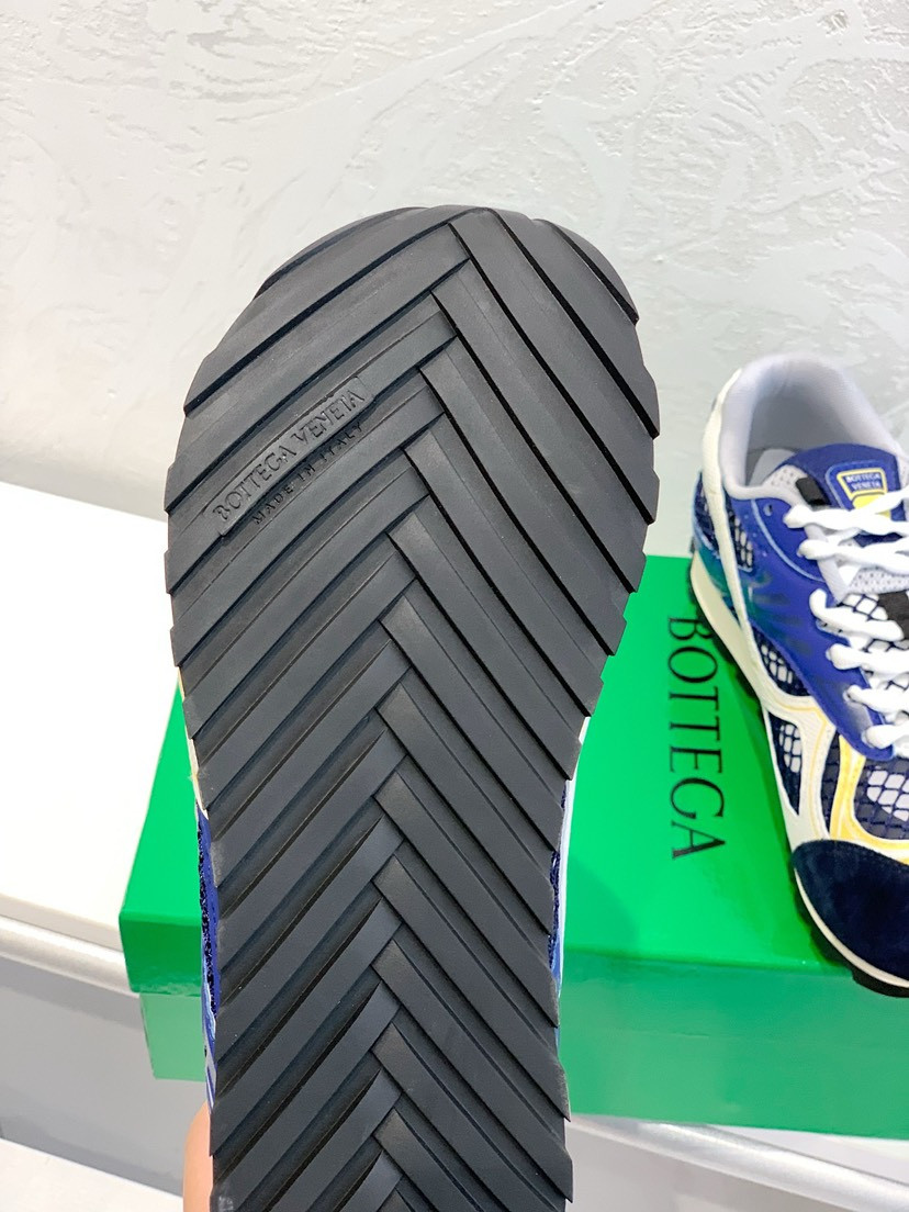 b0tte*a Ven*ta orbit sneaker