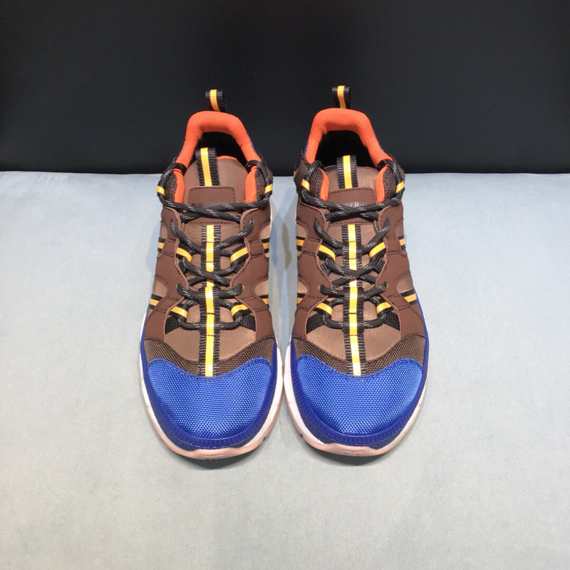 B**rry sneaker