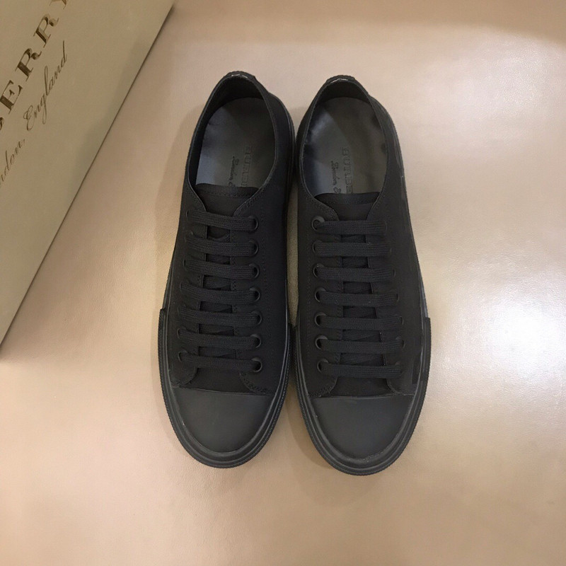 B**rry sneaker