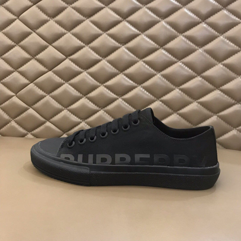 B**rry sneaker