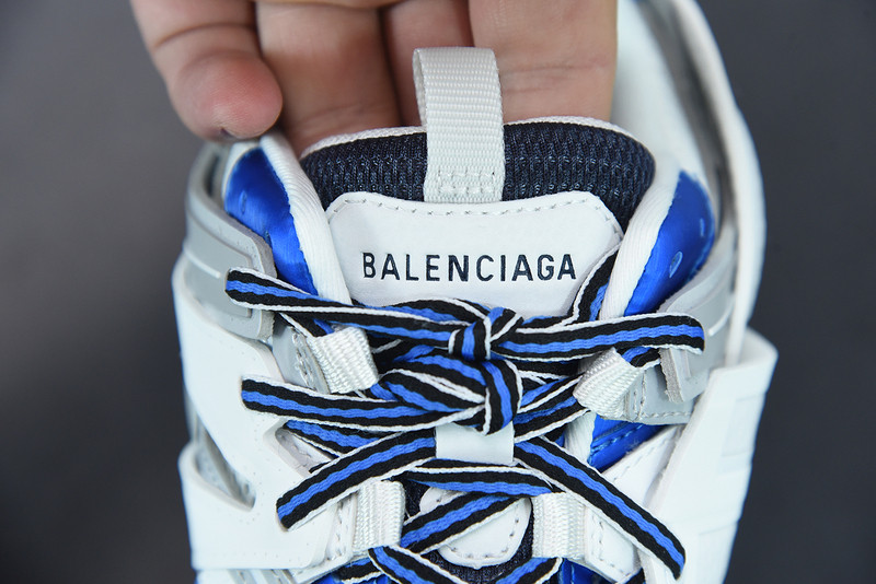 bc track sneaker