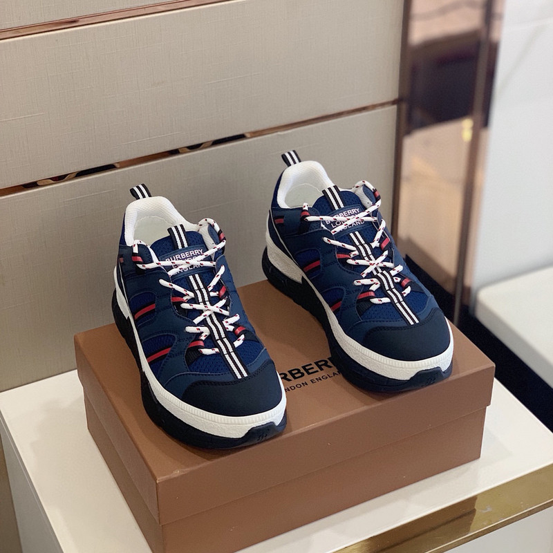 B**rry sneaker