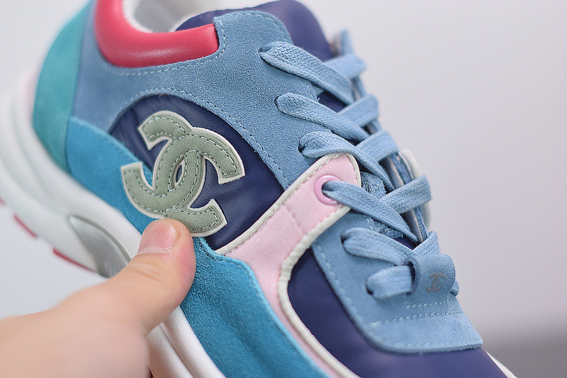 Ch*el sneaker