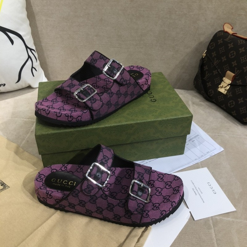 g*u*i sandals