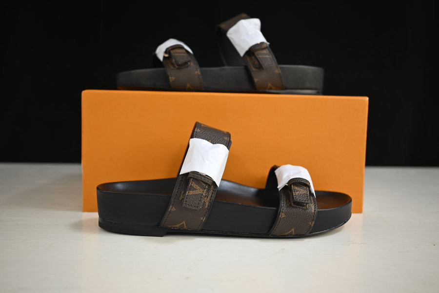 lvt sandals