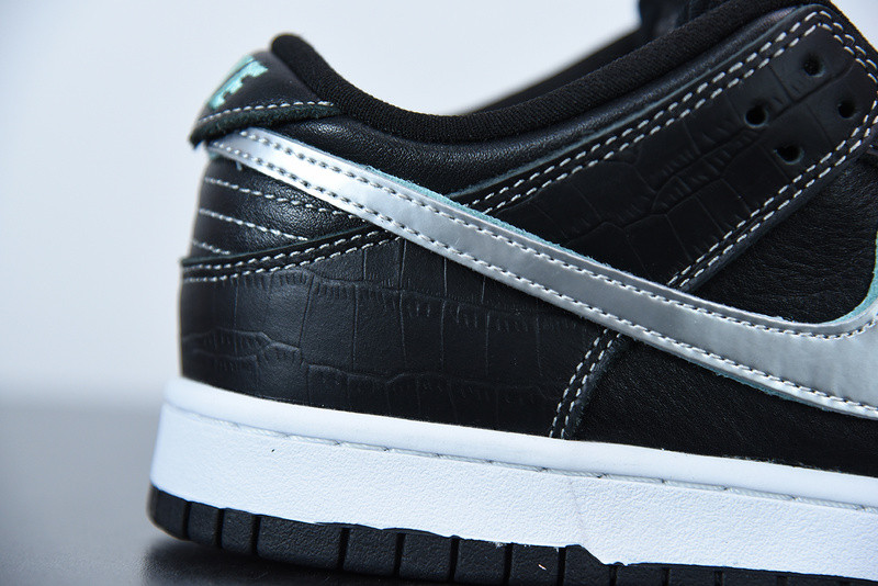 nike sb dunk low black x Di*m*nd s*pply x co bv1310-001