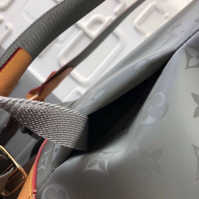 LVT PURSE