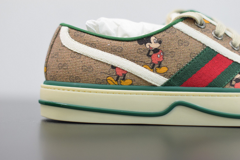 g*u*i ace embroidered low-top sneaker