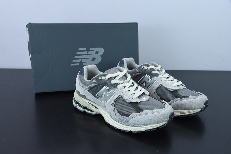 new balance sneaker