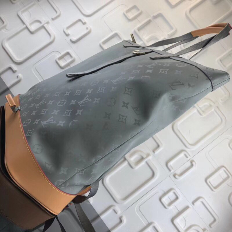 LVT PURSE