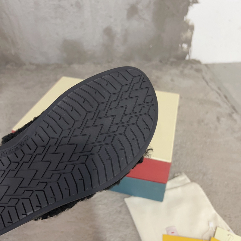 marni slippers