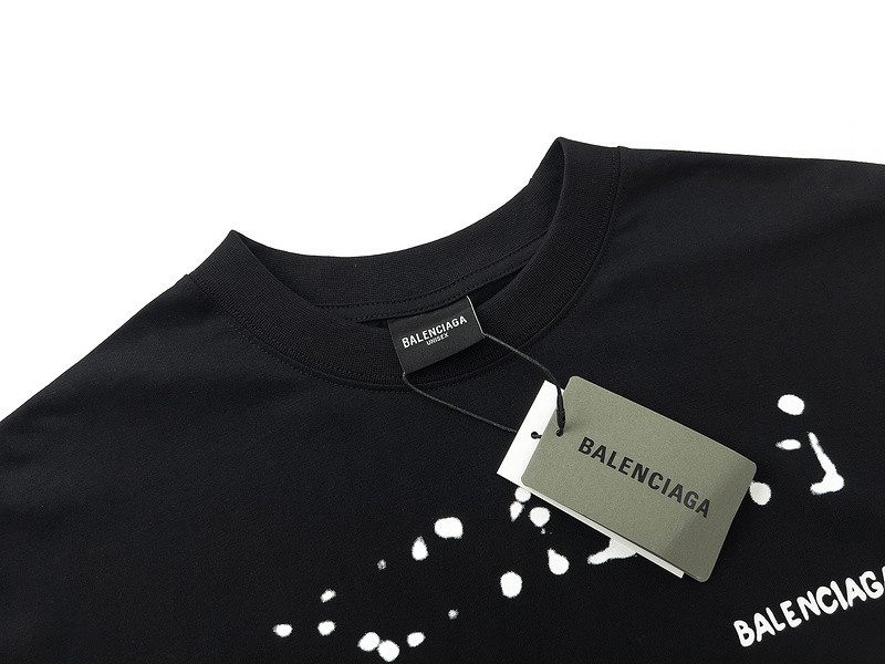 Ba*len*cia*ga clothes