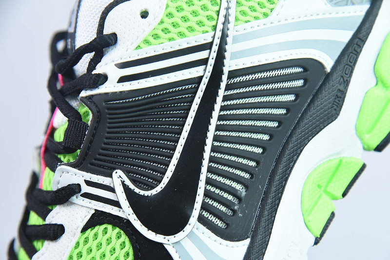 nike air zoom vomero 5 se sp 