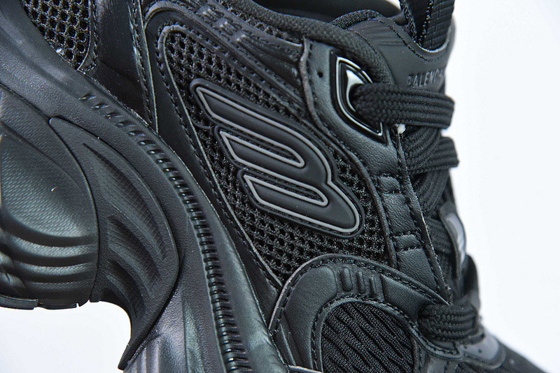 bc xl sneakers