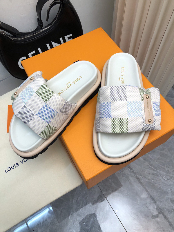 lvt sandals