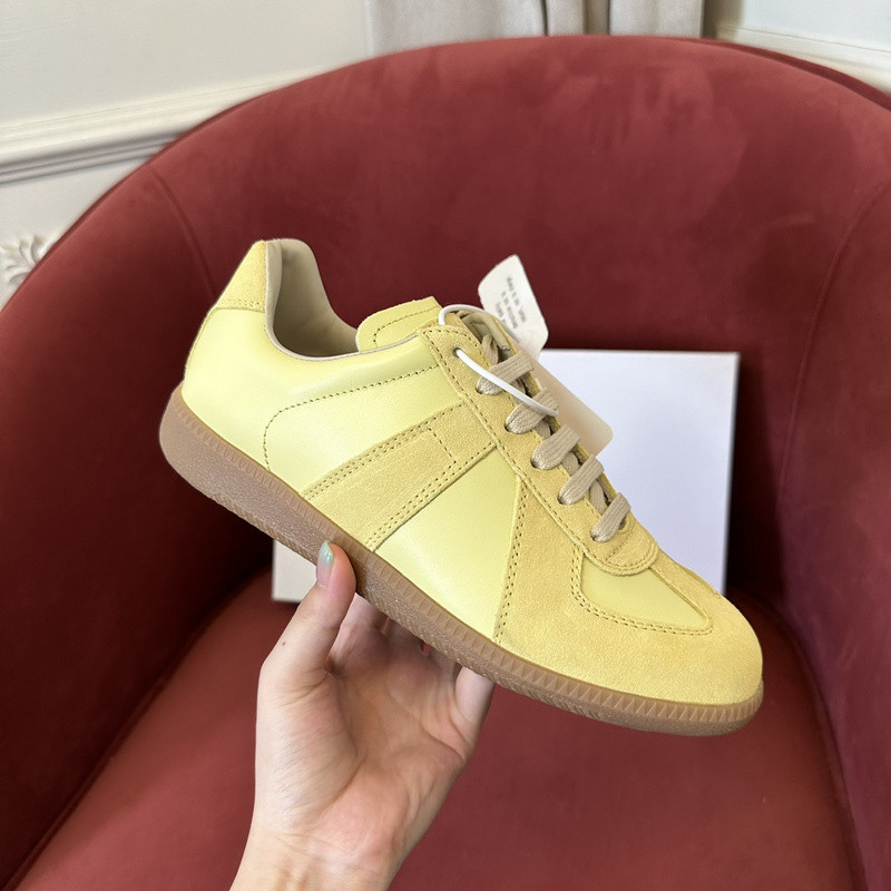 ma*s*n Ma*i*la sneaker