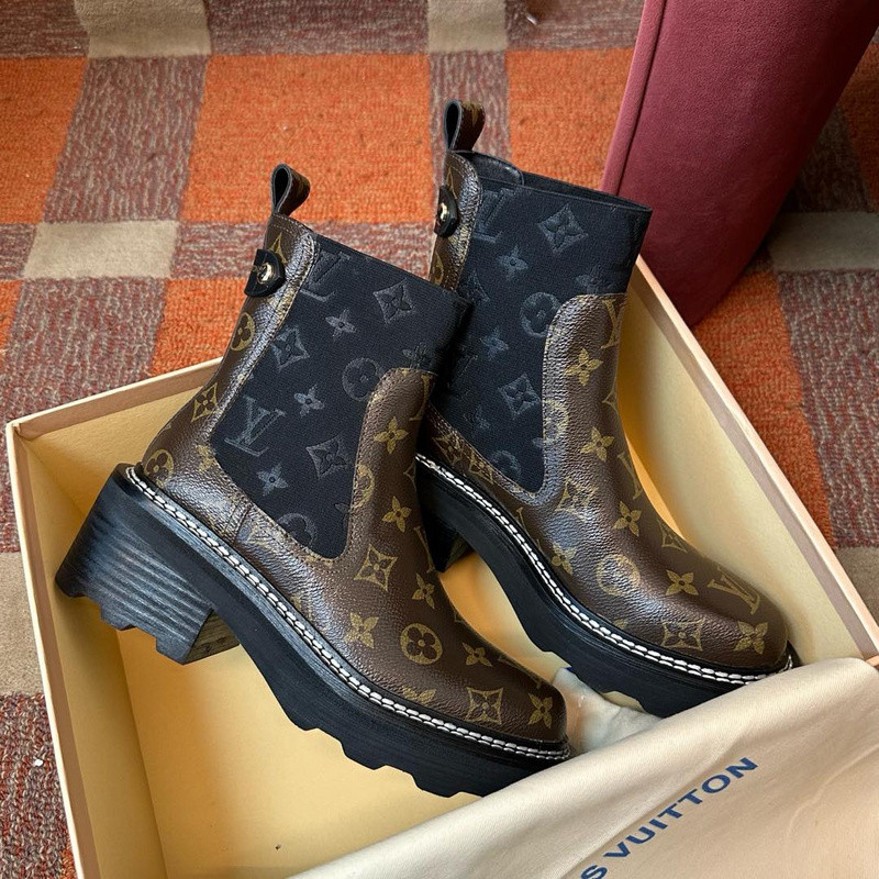 LVT BOOTS
