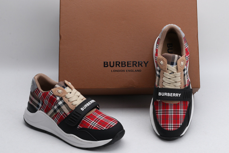 B**rry sneaker