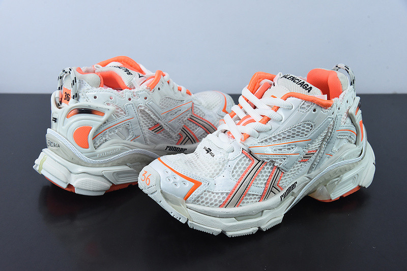 Ba*len*cia*ga runner sneaker