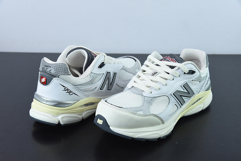 new balance sneaker
