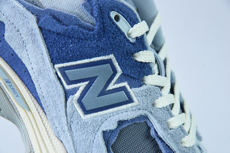 new balance sneaker
