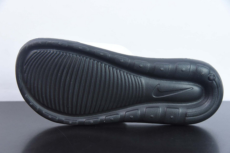 nike sandals