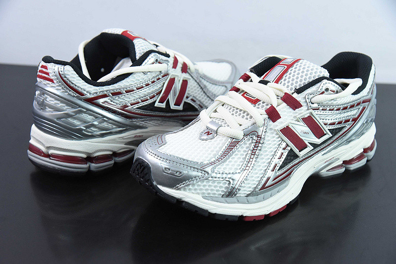 new balance sneaker