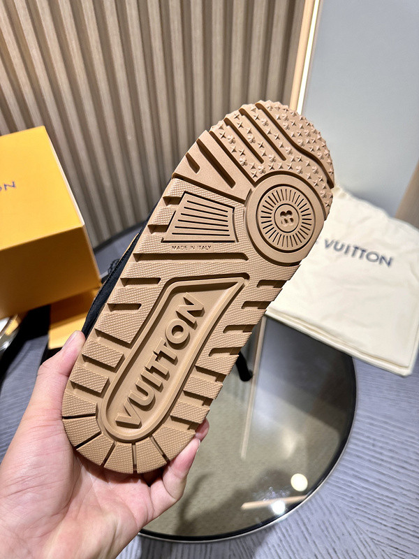 lvt sneakers