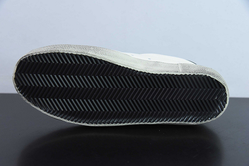 ggdb sneaker