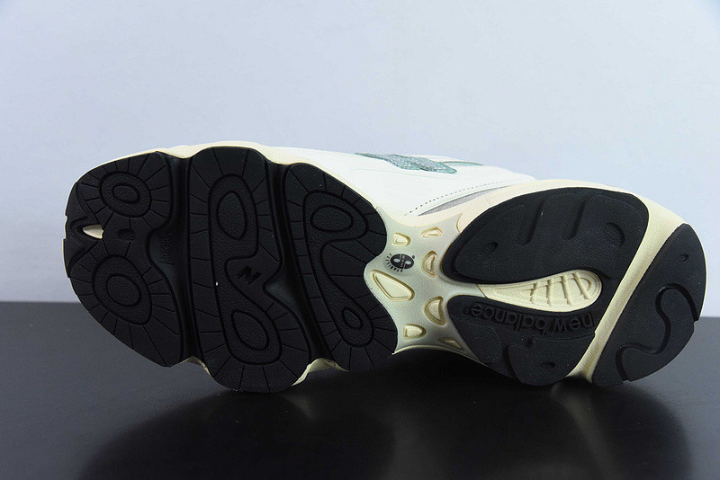 new balance sneaker