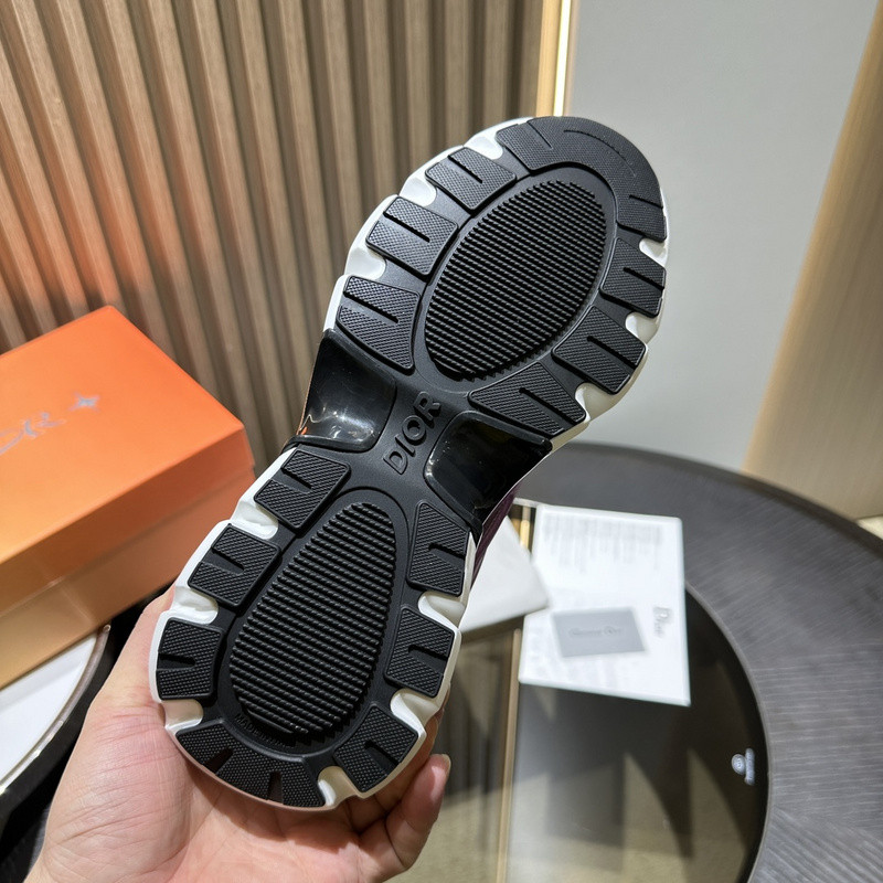 DIO* SNEAKER
