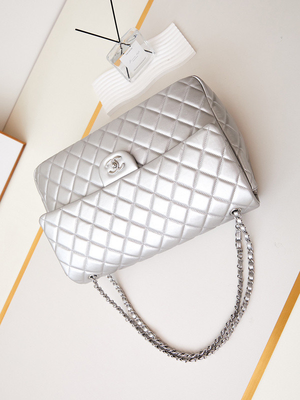 chanel purse