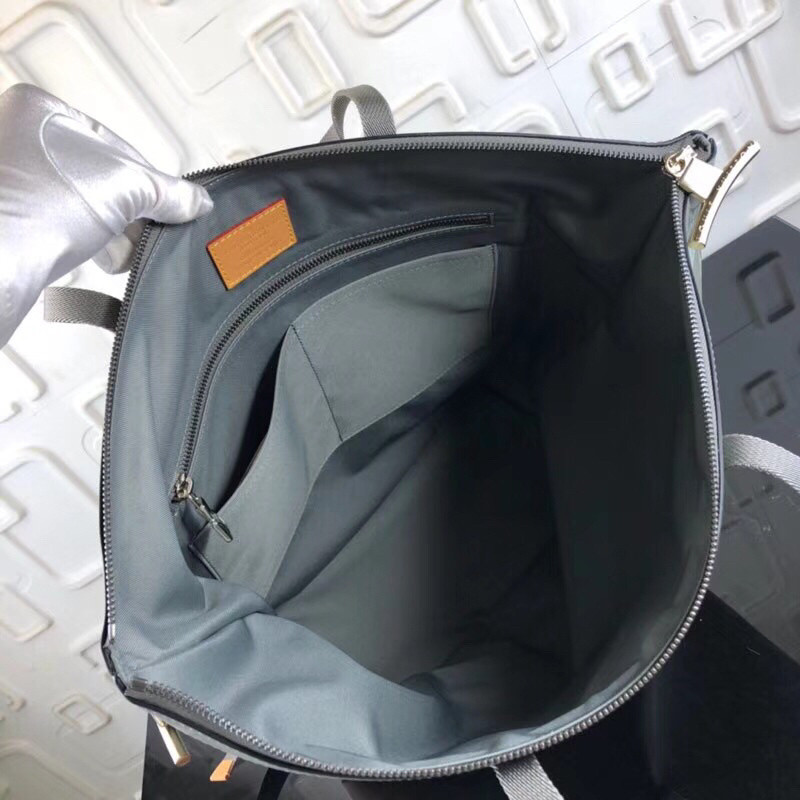 LVT PURSE