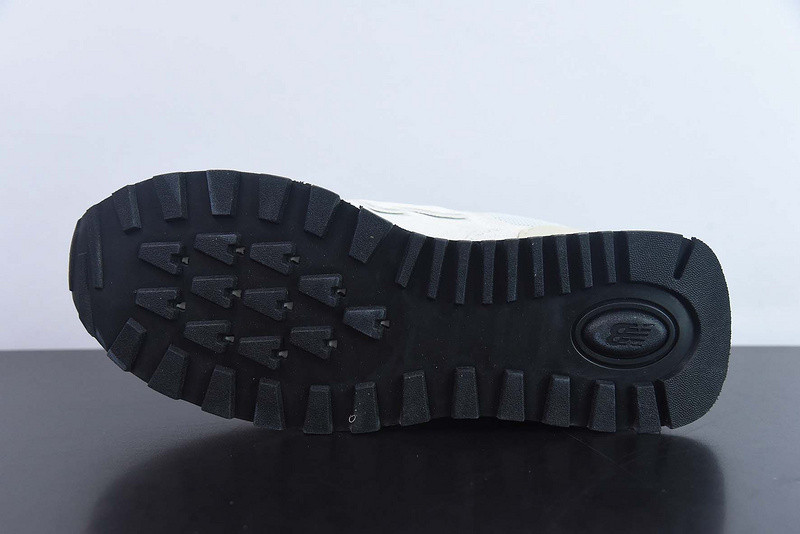 new balance sneaker