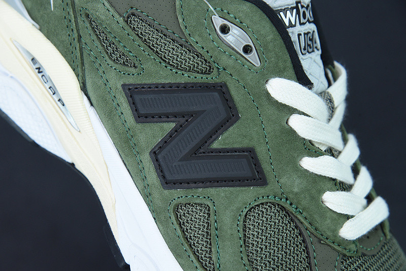 new balance sneaker