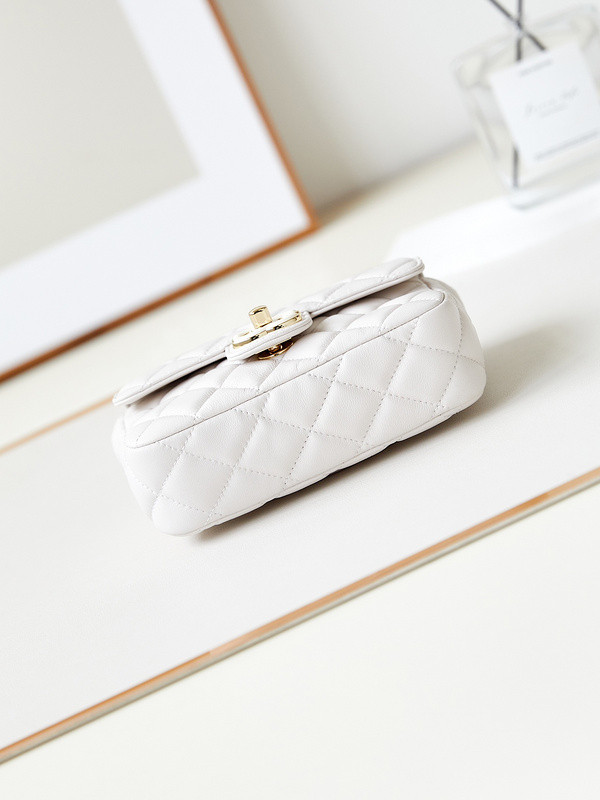 chanel purse