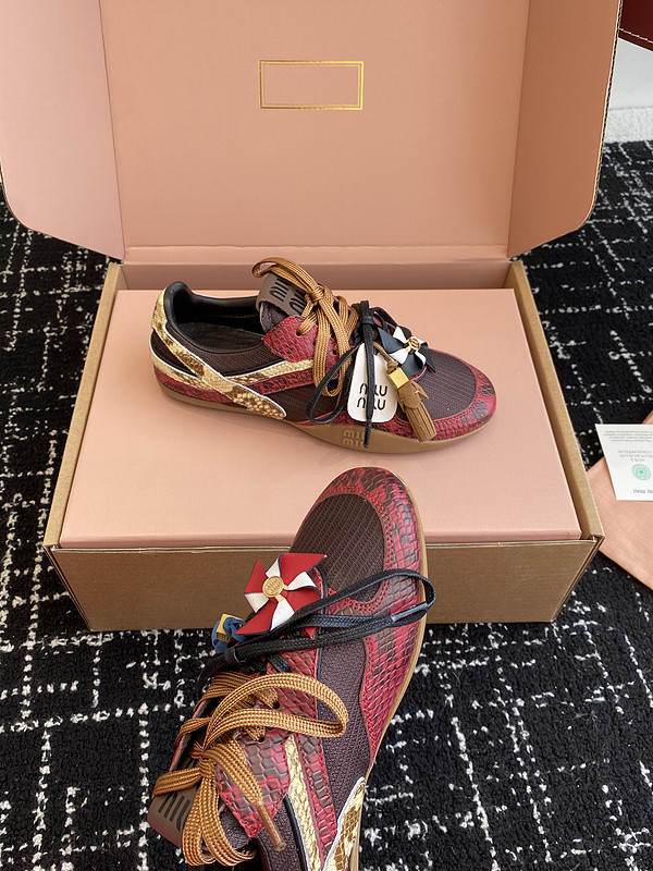 MIUMIU SNEAKER